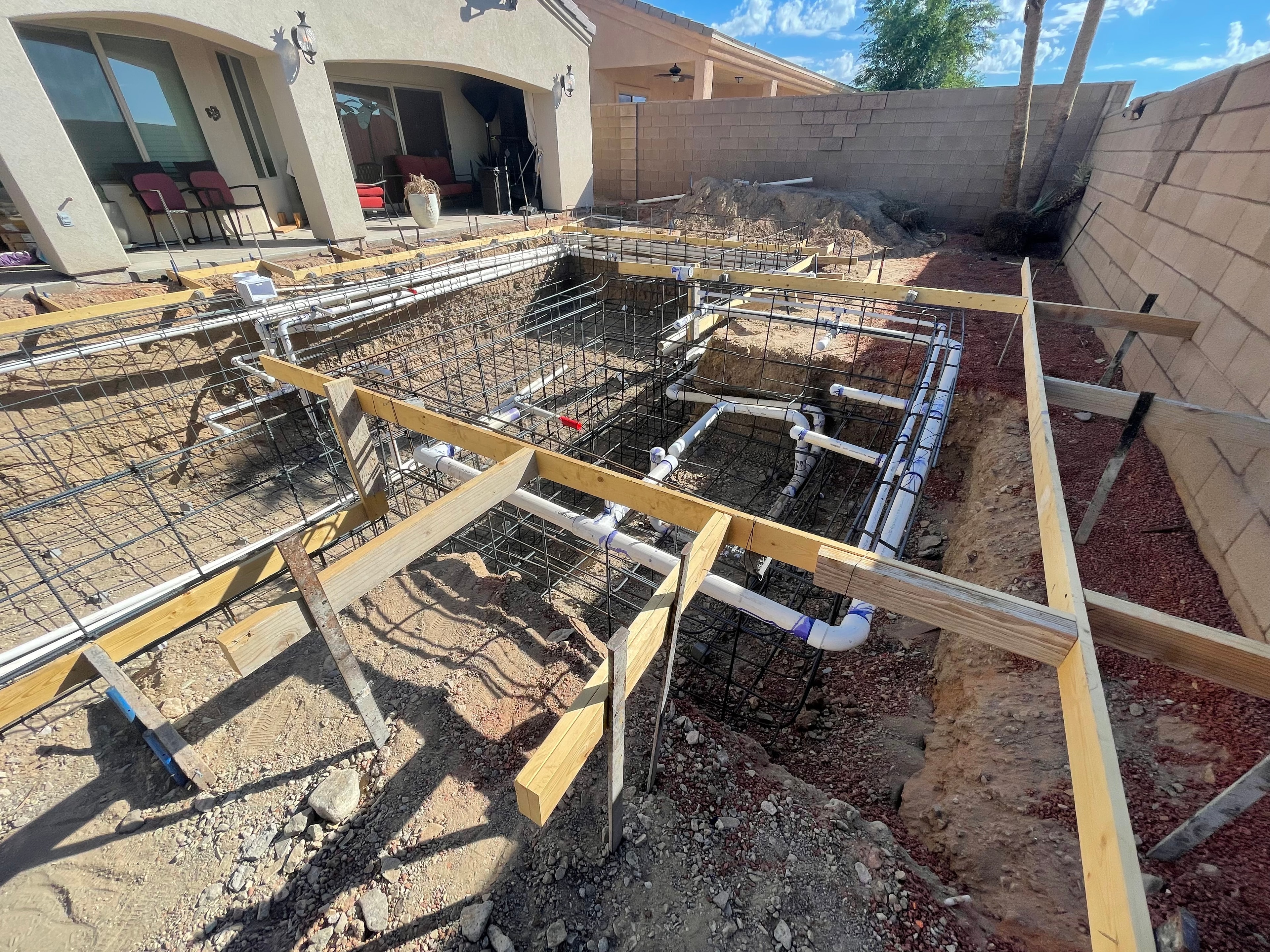 TST Construction pool project